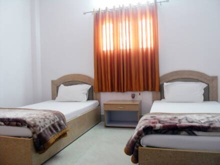 Mumtaz Guest House, Bodhgaya 2